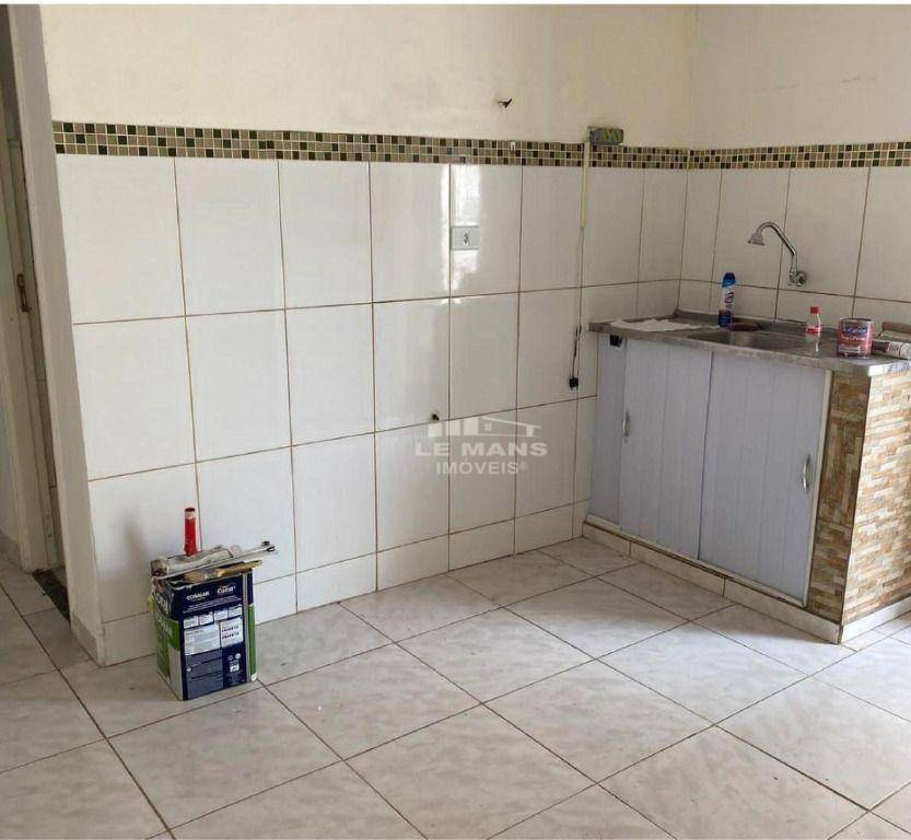 Casa à venda com 3 quartos, 140m² - Foto 9