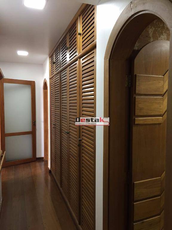 Apartamento à venda com 2 quartos, 240m² - Foto 26