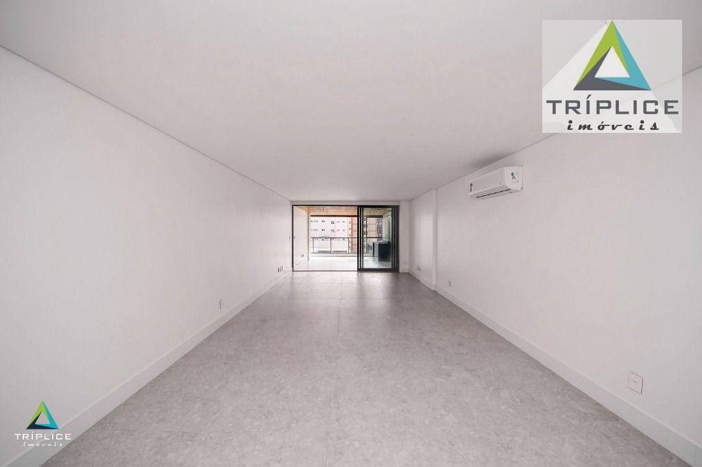 Apartamento, 4 quartos, 228 m² - Foto 2