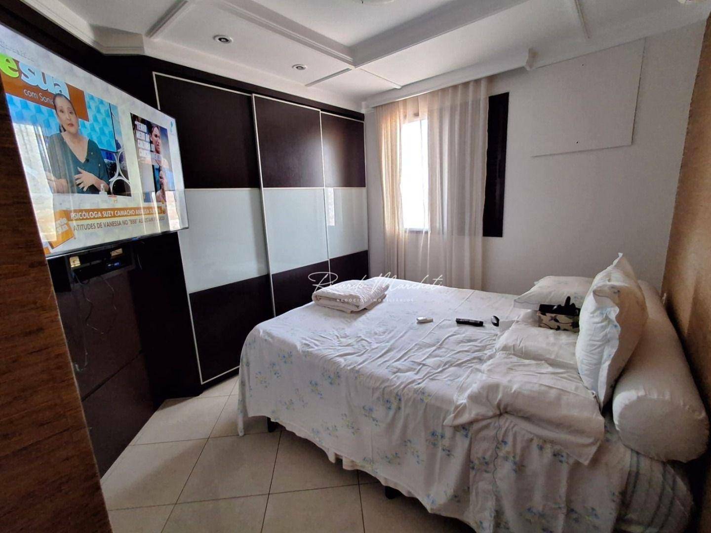 Cobertura à venda com 3 quartos, 250m² - Foto 11