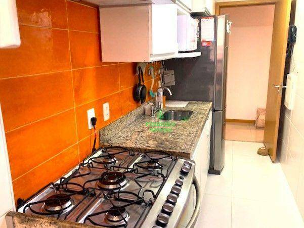 Apartamento à venda com 2 quartos, 76m² - Foto 3