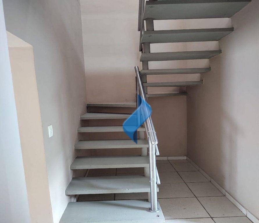 Casa à venda com 3 quartos, 180m² - Foto 7