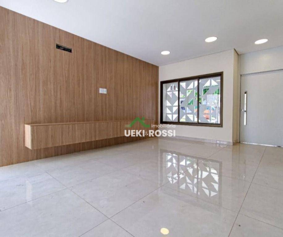 Casa à venda com 3 quartos, 144m² - Foto 1