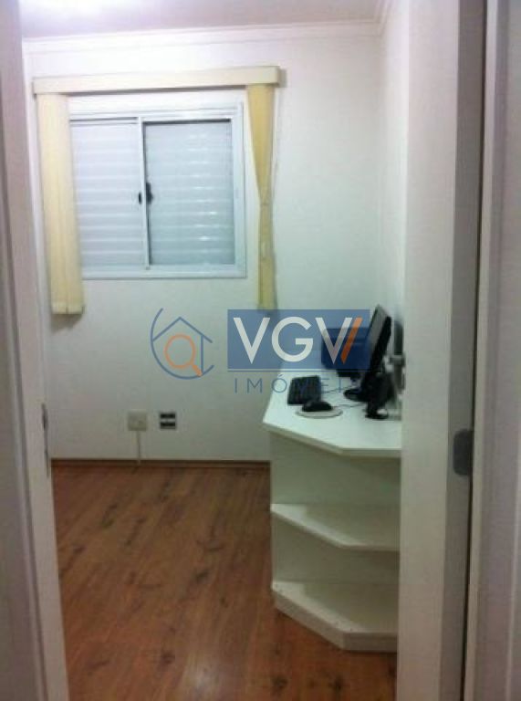 Apartamento à venda com 3 quartos, 76m² - Foto 11