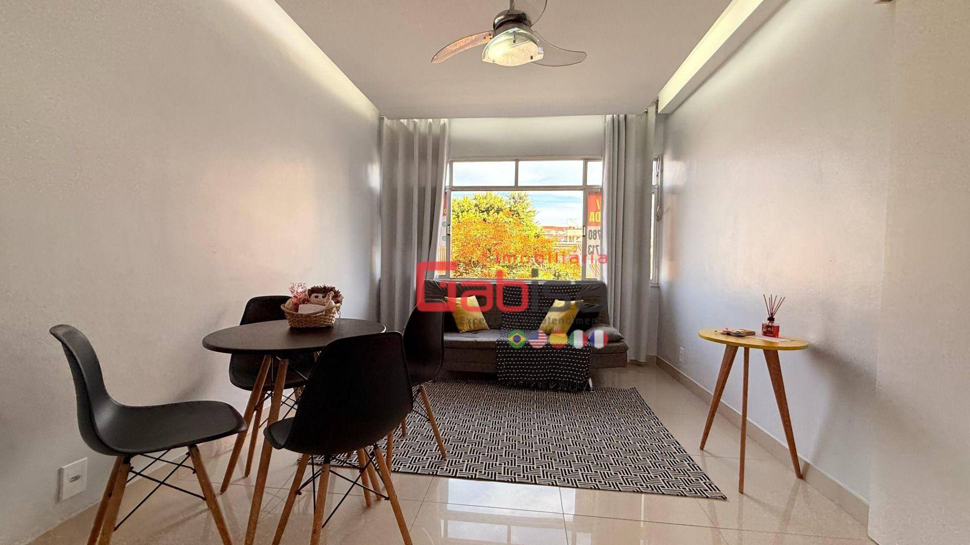 Apartamento à venda com 2 quartos, 68m² - Foto 1