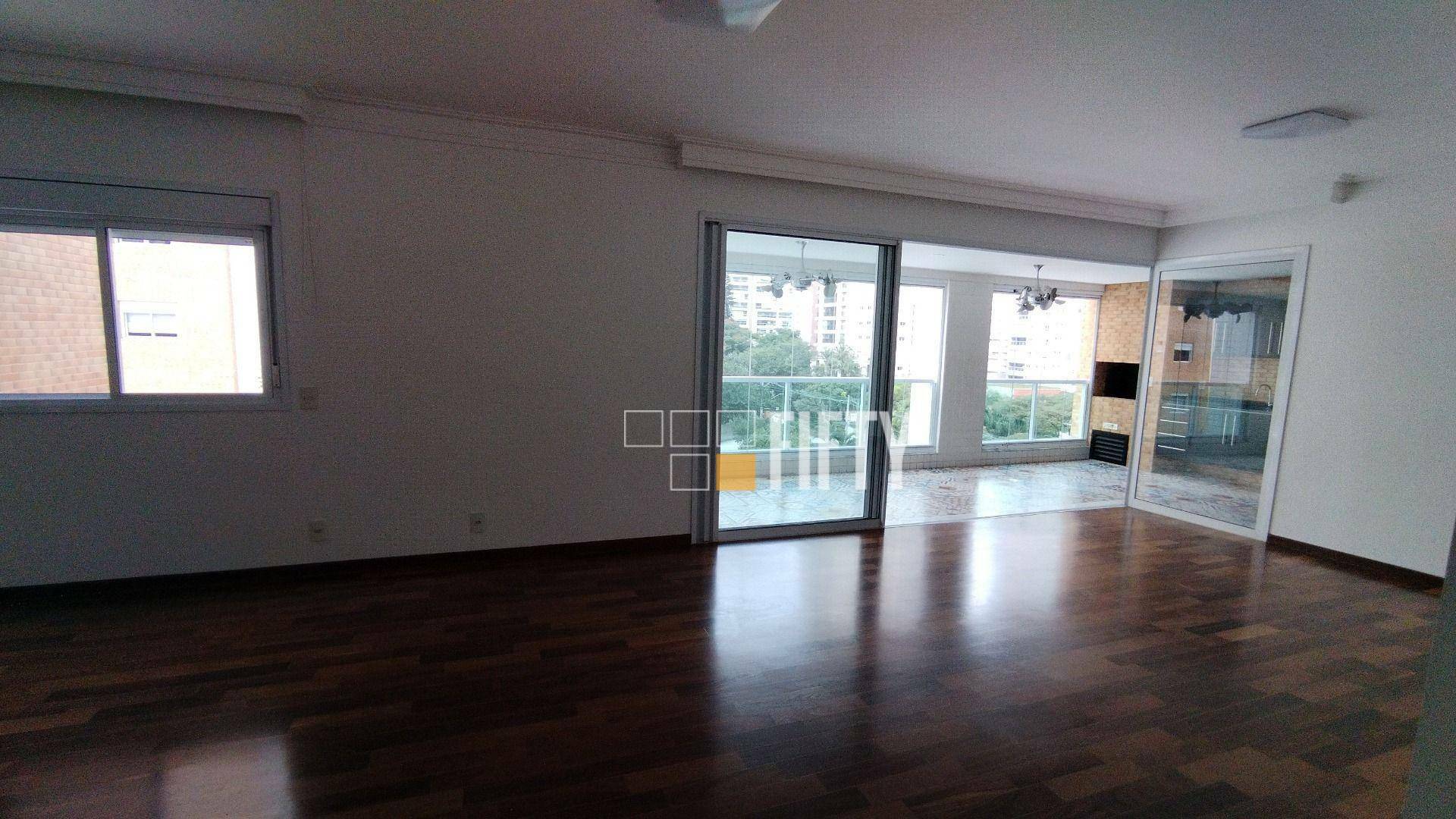 Apartamento à venda e aluguel com 3 quartos, 161m² - Foto 8