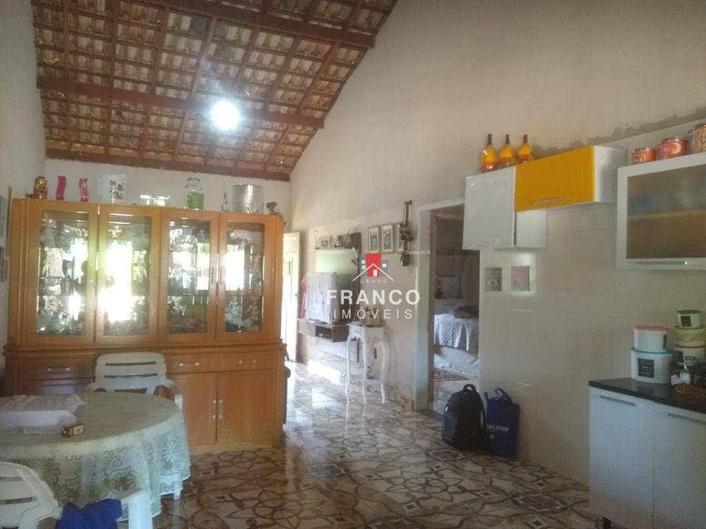 Sítio à venda com 2 quartos, 160m² - Foto 42