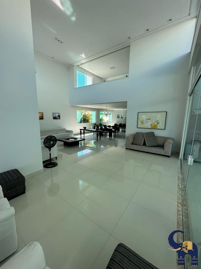 Casa para alugar com 4 quartos, 383m² - Foto 20