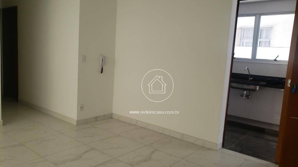 Apartamento à venda com 3 quartos, 106m² - Foto 3