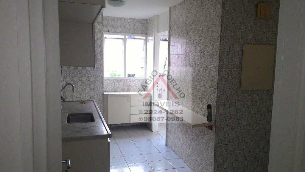 Apartamento à venda com 3 quartos, 93m² - Foto 19