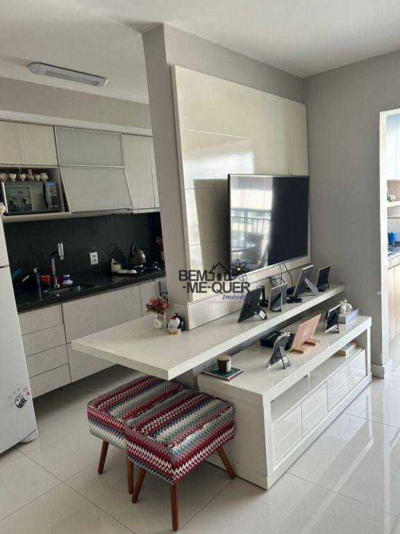 Apartamento à venda com 2 quartos, 60m² - Foto 28