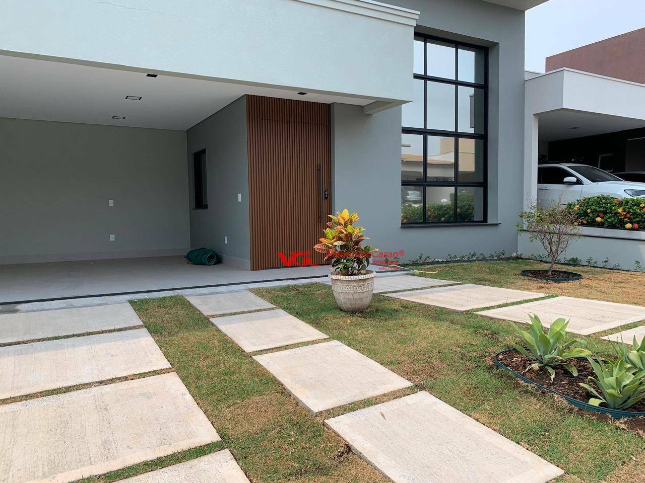 Casa de Condomínio para alugar com 3 quartos, 180m² - Foto 1