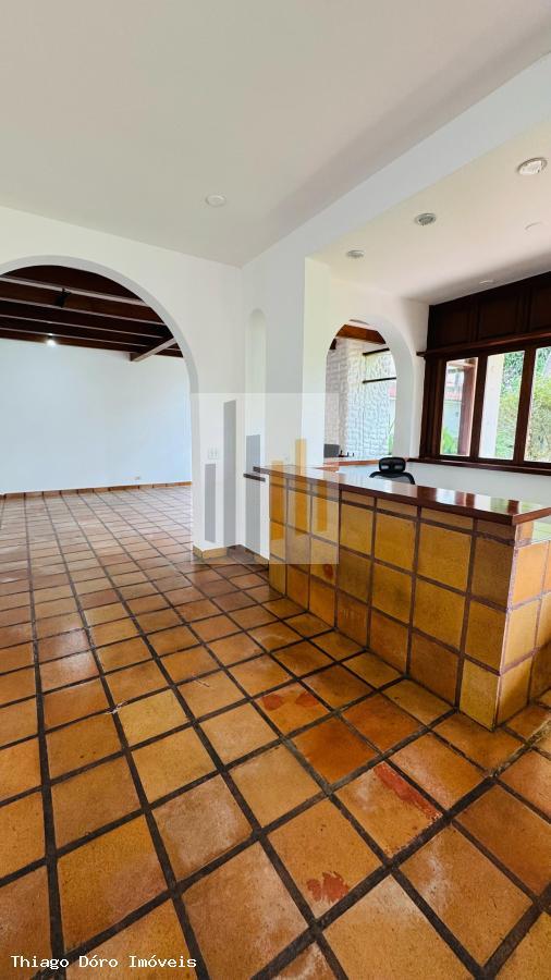 Casa à venda com 4 quartos, 840m² - Foto 42