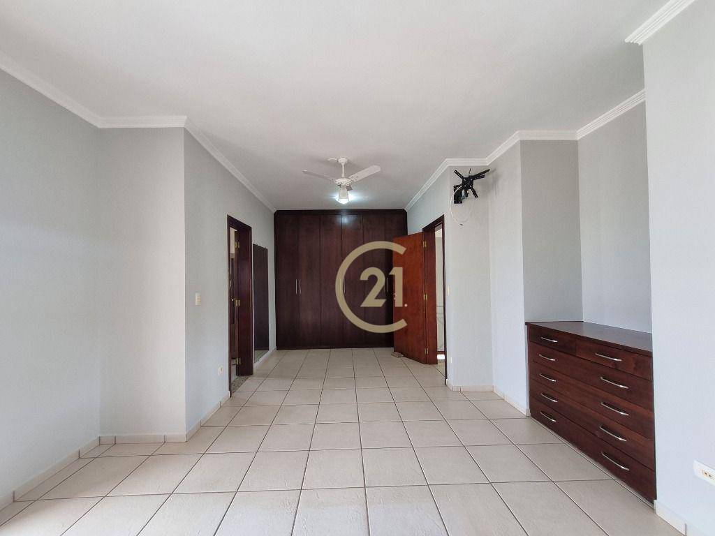 Sobrado à venda com 4 quartos, 294m² - Foto 18