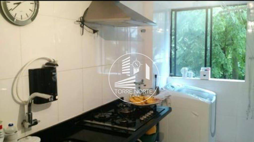 Apartamento à venda com 3 quartos, 78m² - Foto 4