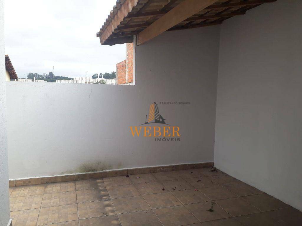 Casa à venda com 2 quartos, 80m² - Foto 6