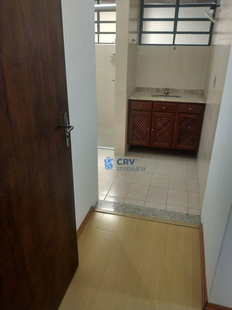 Casa à venda com 3 quartos, 180m² - Foto 11