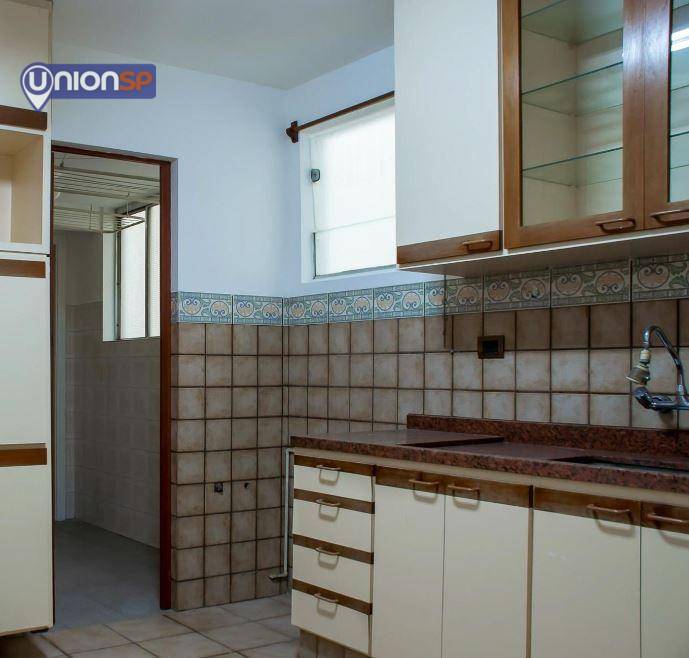 Apartamento à venda com 2 quartos, 80m² - Foto 11