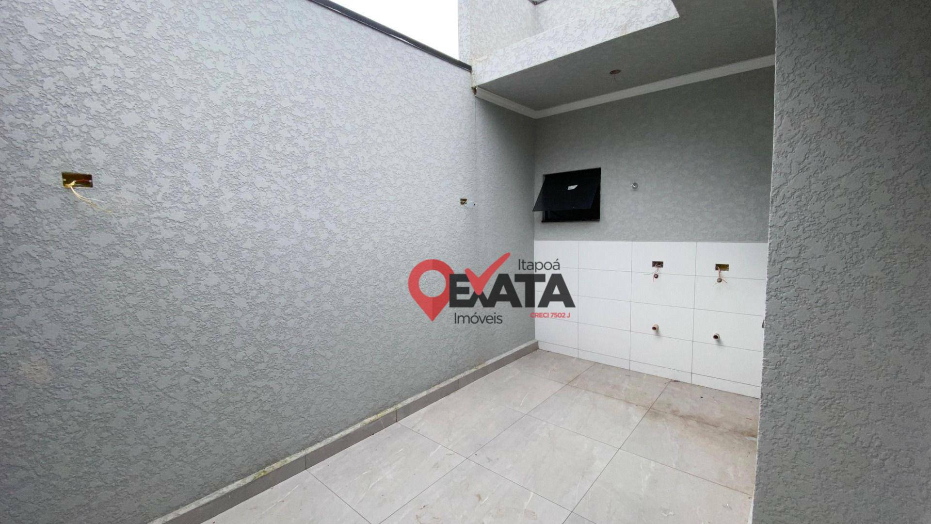 Casa à venda com 2 quartos, 62m² - Foto 11