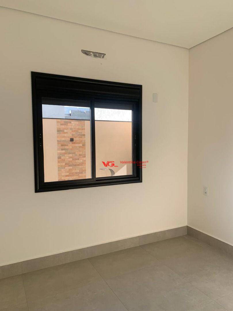 Casa de Condomínio à venda com 3 quartos, 204m² - Foto 16