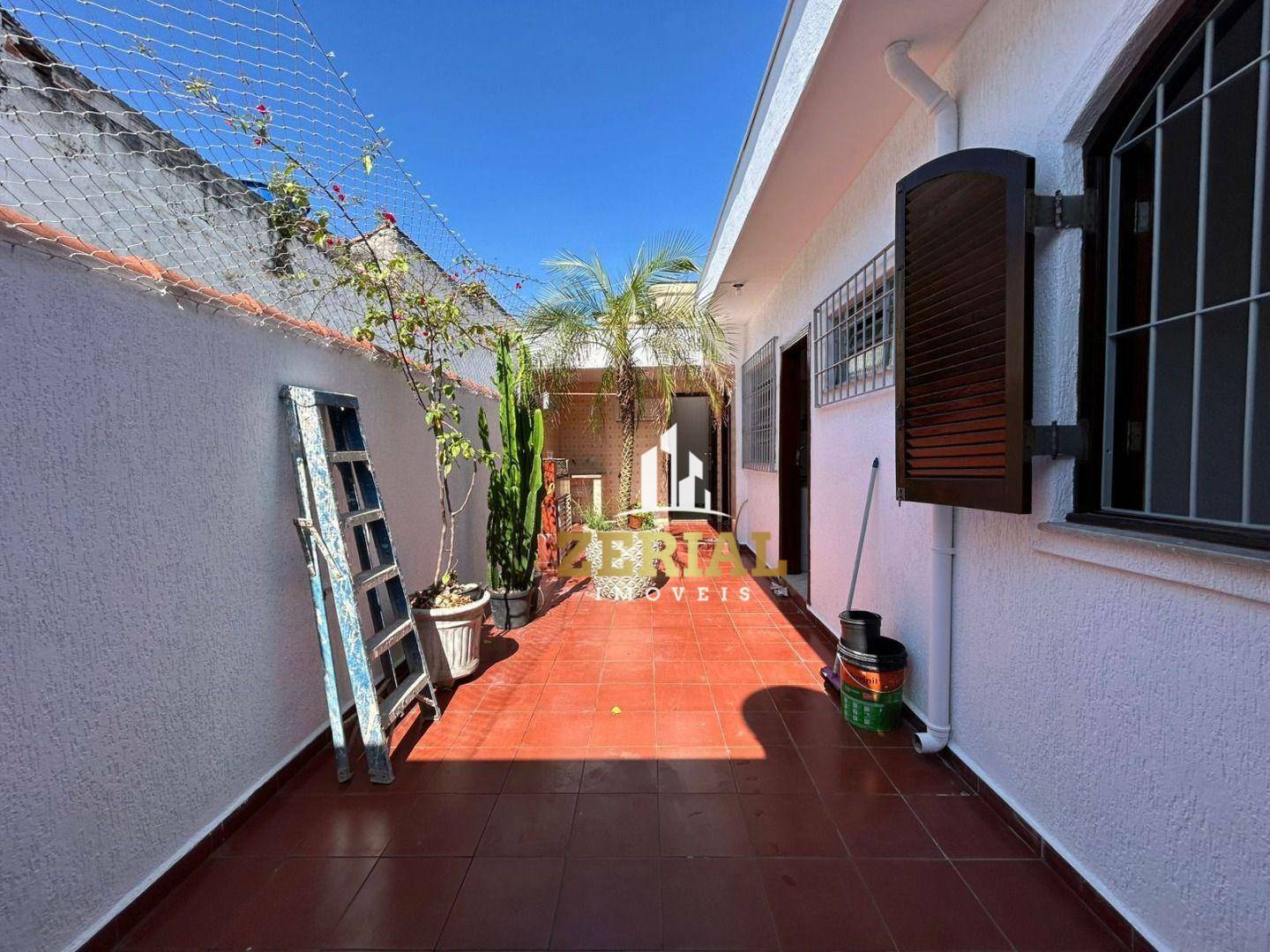 Casa para alugar com 2 quartos, 150m² - Foto 13