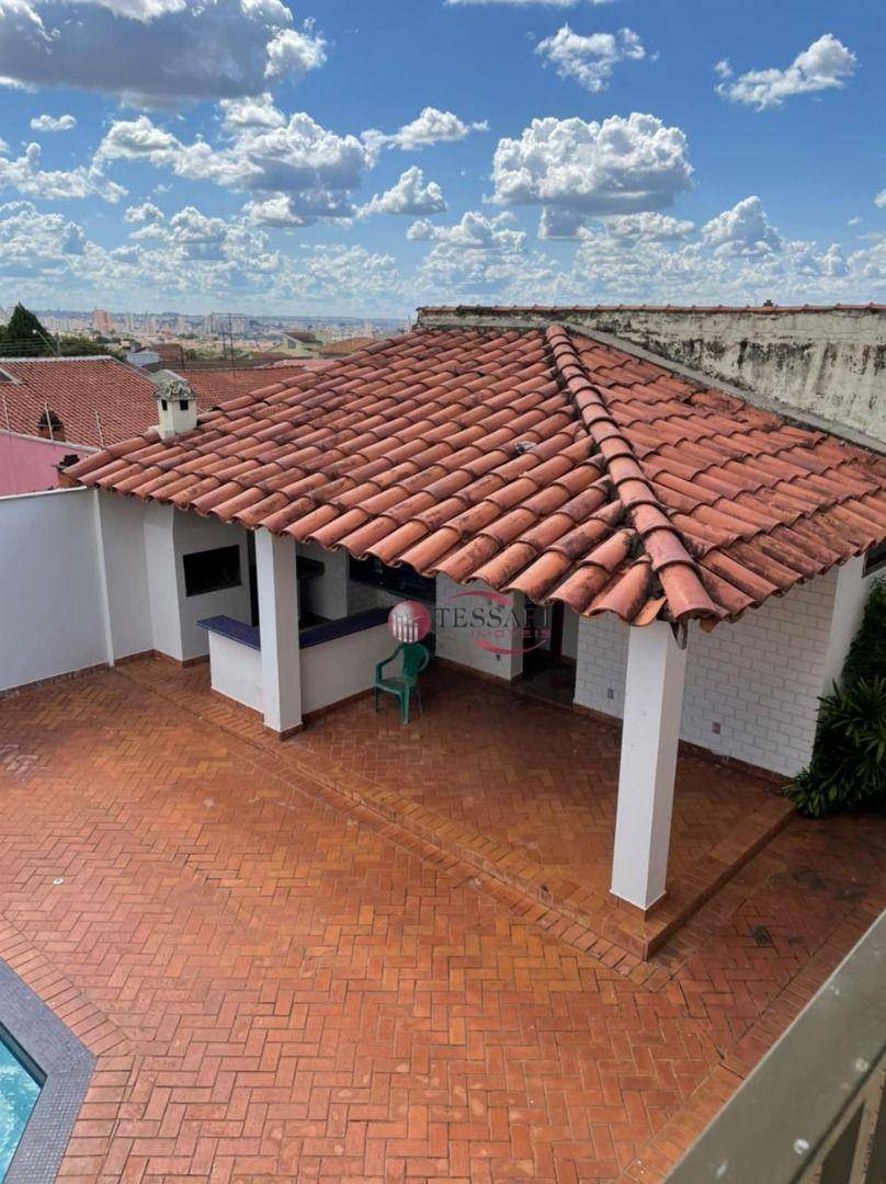 Casa à venda e aluguel com 3 quartos, 460m² - Foto 3