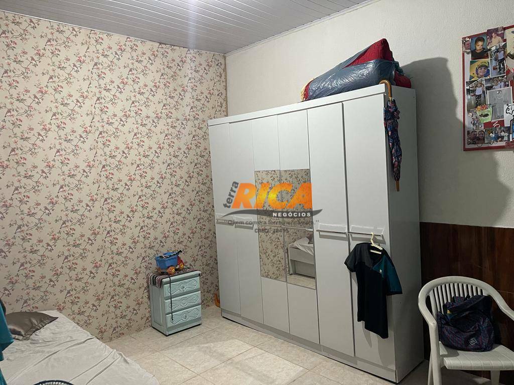 Casa à venda com 3 quartos, 230m² - Foto 11