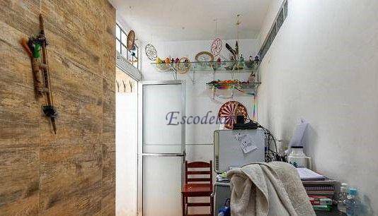 Sobrado à venda com 3 quartos, 200m² - Foto 35