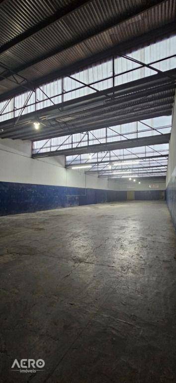 Depósito-Galpão-Armazém à venda, 555m² - Foto 8