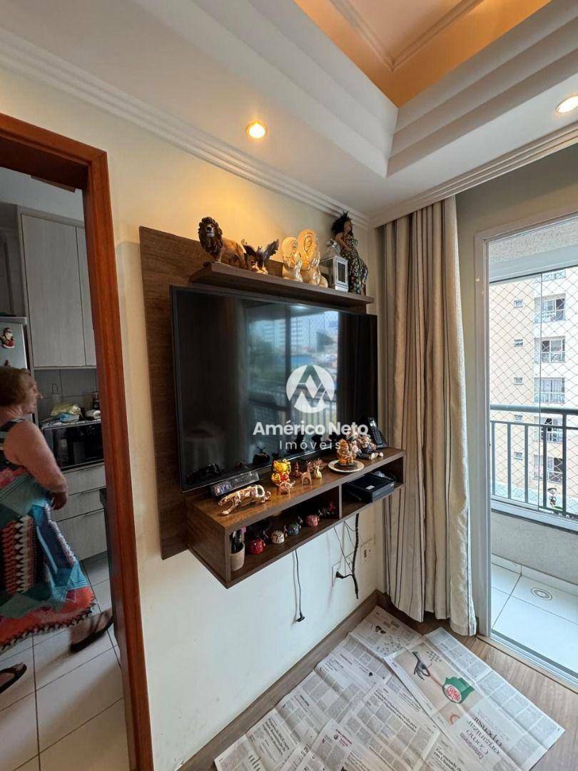 Apartamento à venda com 2 quartos, 65m² - Foto 8