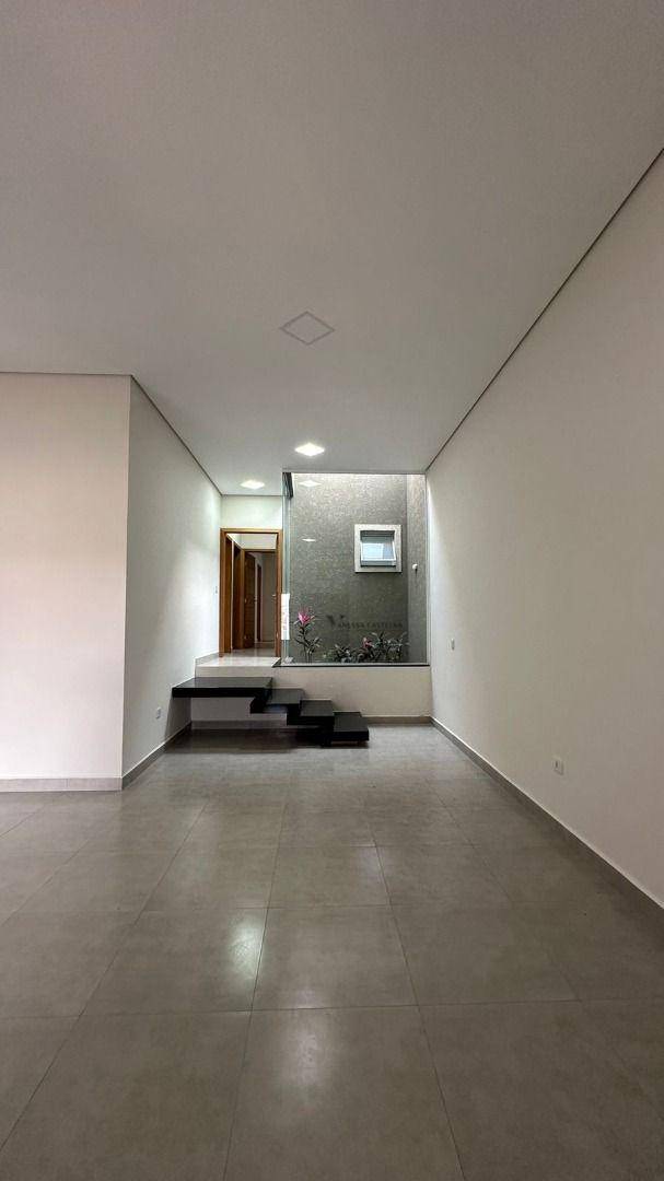 Casa à venda com 3 quartos, 107m² - Foto 9