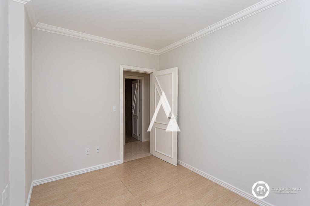 Apartamento à venda com 3 quartos, 148m² - Foto 15