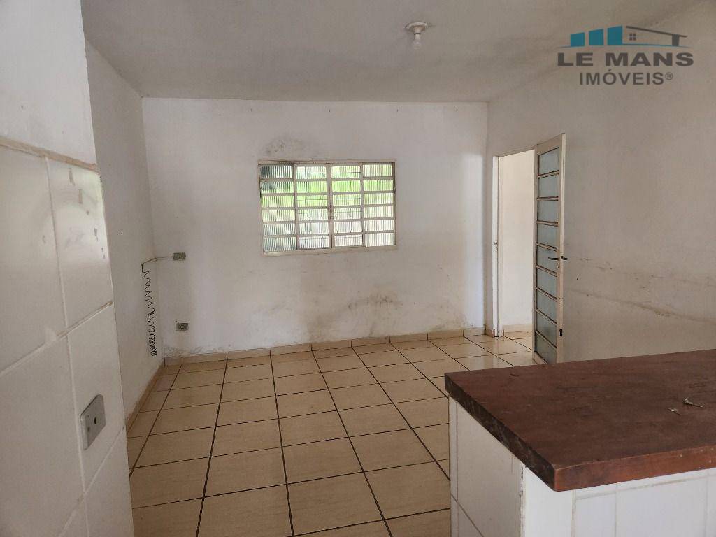 Chácara à venda com 2 quartos, 211m² - Foto 11