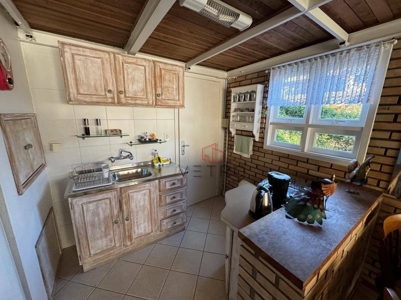 Casa à venda com 3 quartos, 65m² - Foto 7