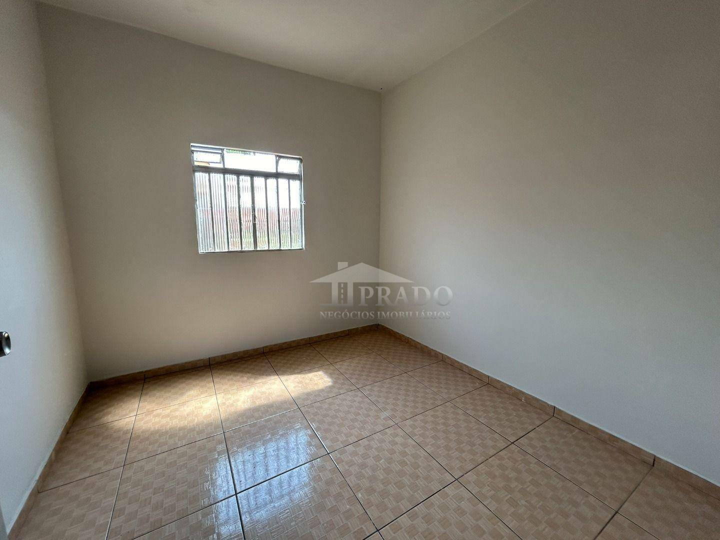 Casa para alugar com 3 quartos, 88m² - Foto 12