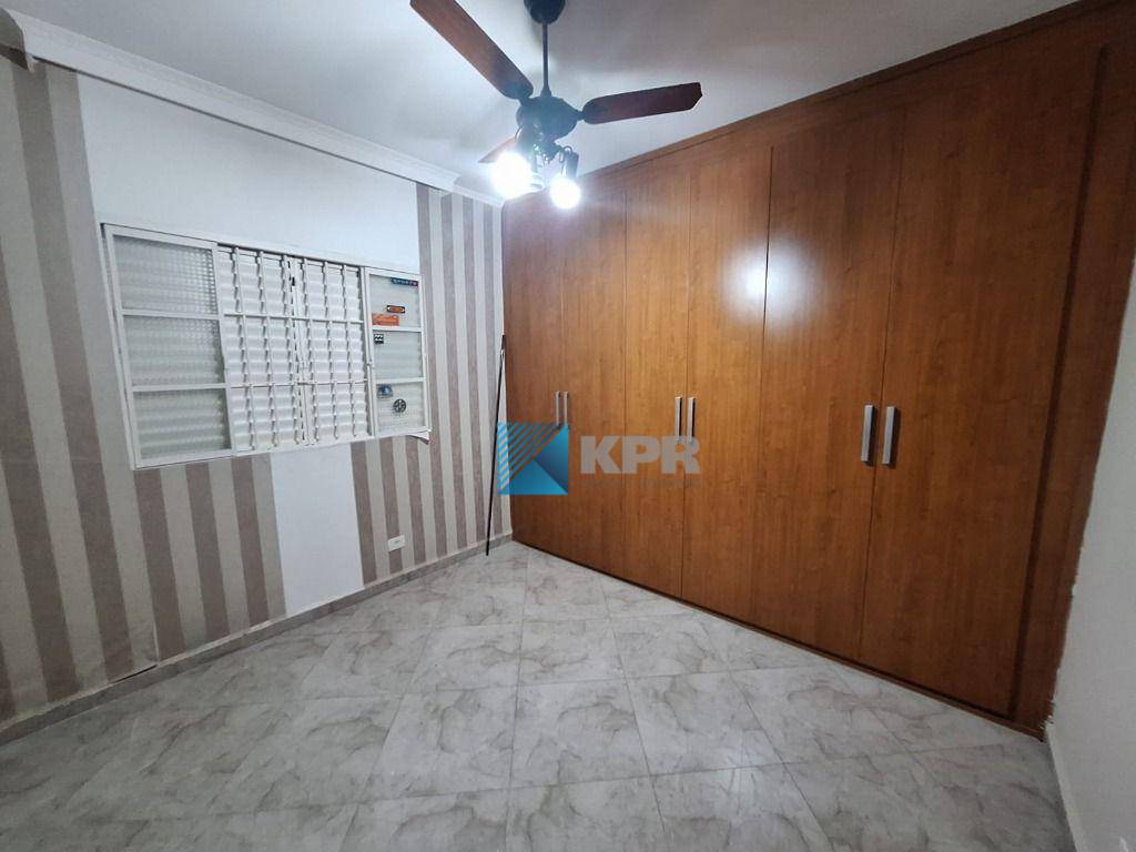 Casa à venda e aluguel com 3 quartos, 150m² - Foto 14