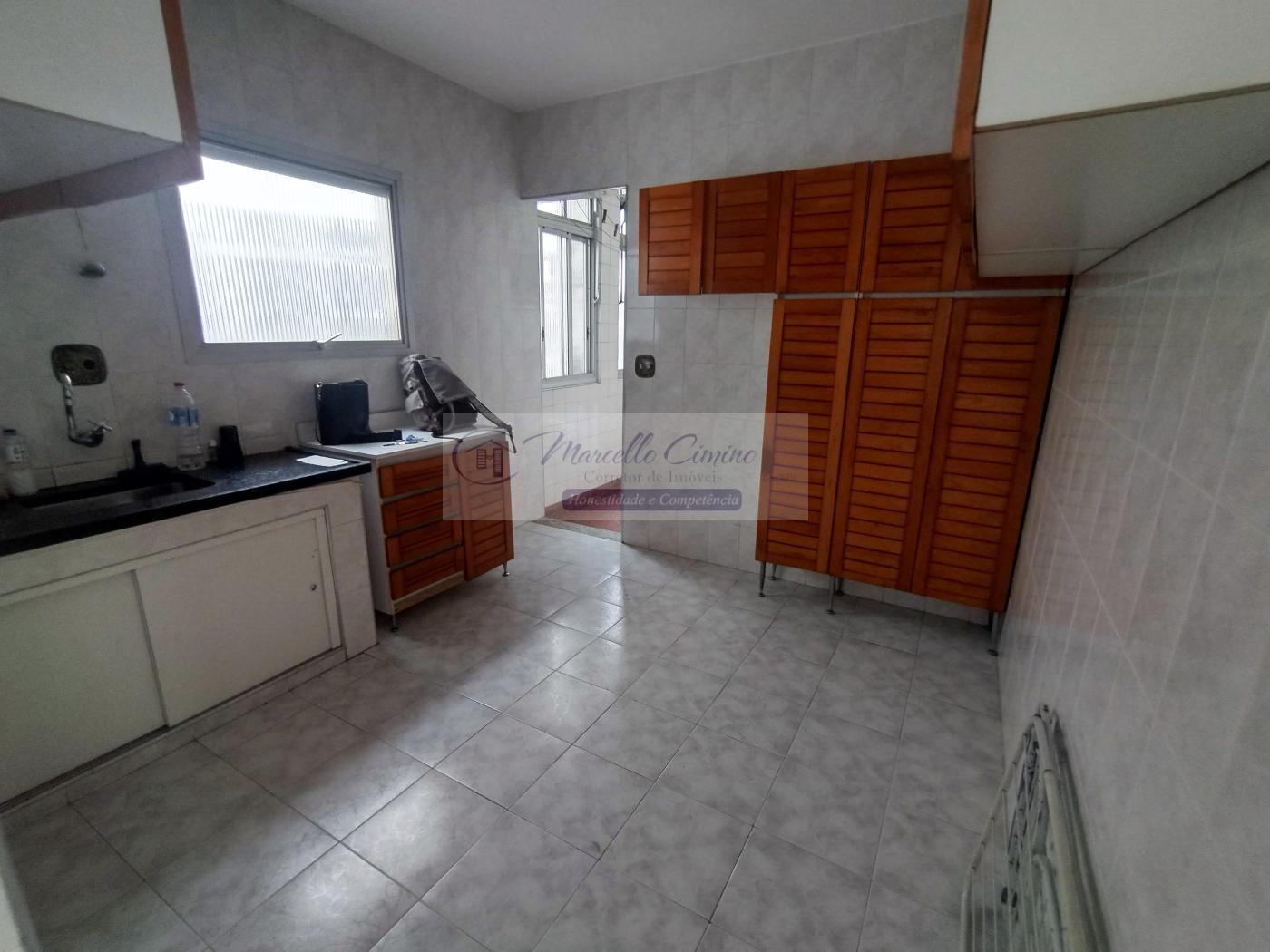 Apartamento para alugar com 2 quartos, 75m² - Foto 7