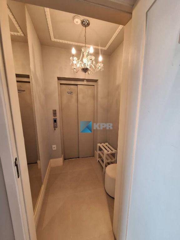 Apartamento à venda com 3 quartos, 194m² - Foto 21