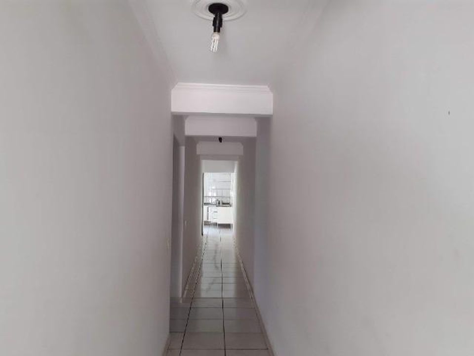 Casa à venda com 3 quartos, 180m² - Foto 7