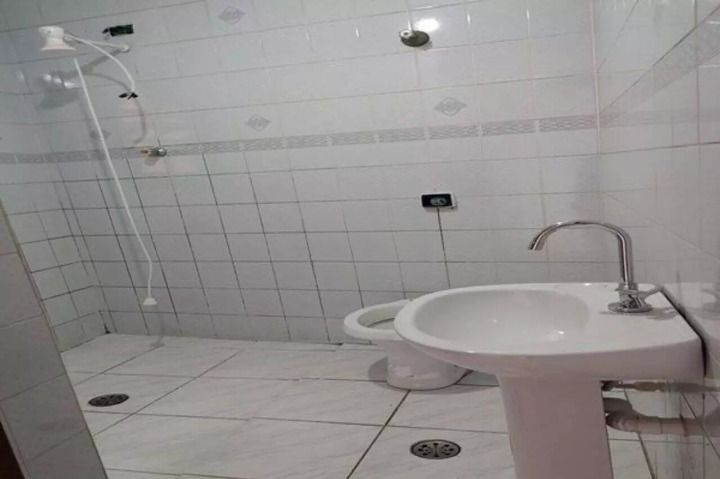 Sobrado à venda com 3 quartos, 240m² - Foto 17