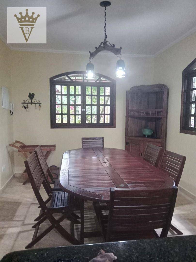 Casa de Condomínio para alugar com 3 quartos, 261m² - Foto 16