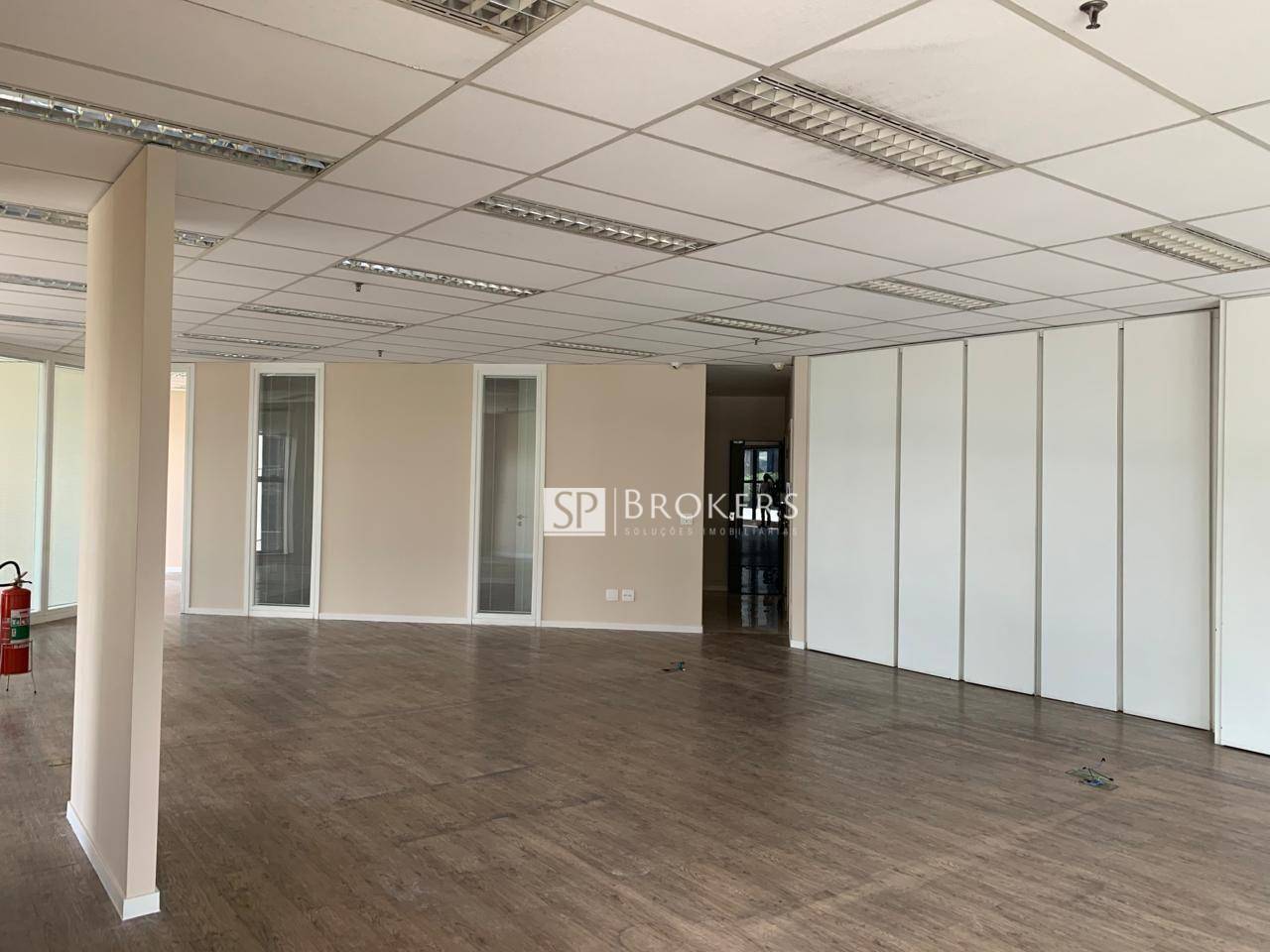 Conjunto Comercial-Sala para alugar, 182m² - Foto 1