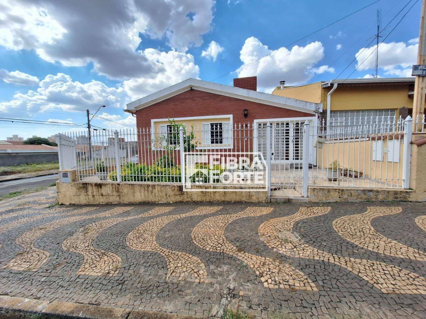 Casa à venda com 2 quartos, 209m² - Foto 3