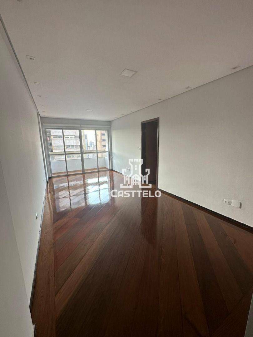 Apartamento à venda com 3 quartos, 140m² - Foto 4