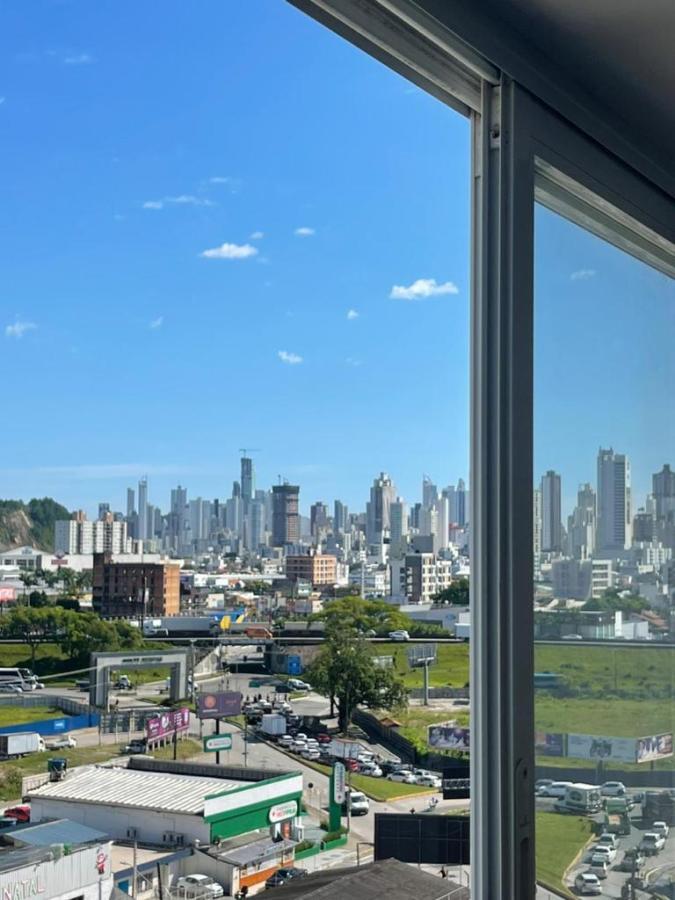 Apartamento à venda com 2 quartos, 78m² - Foto 1