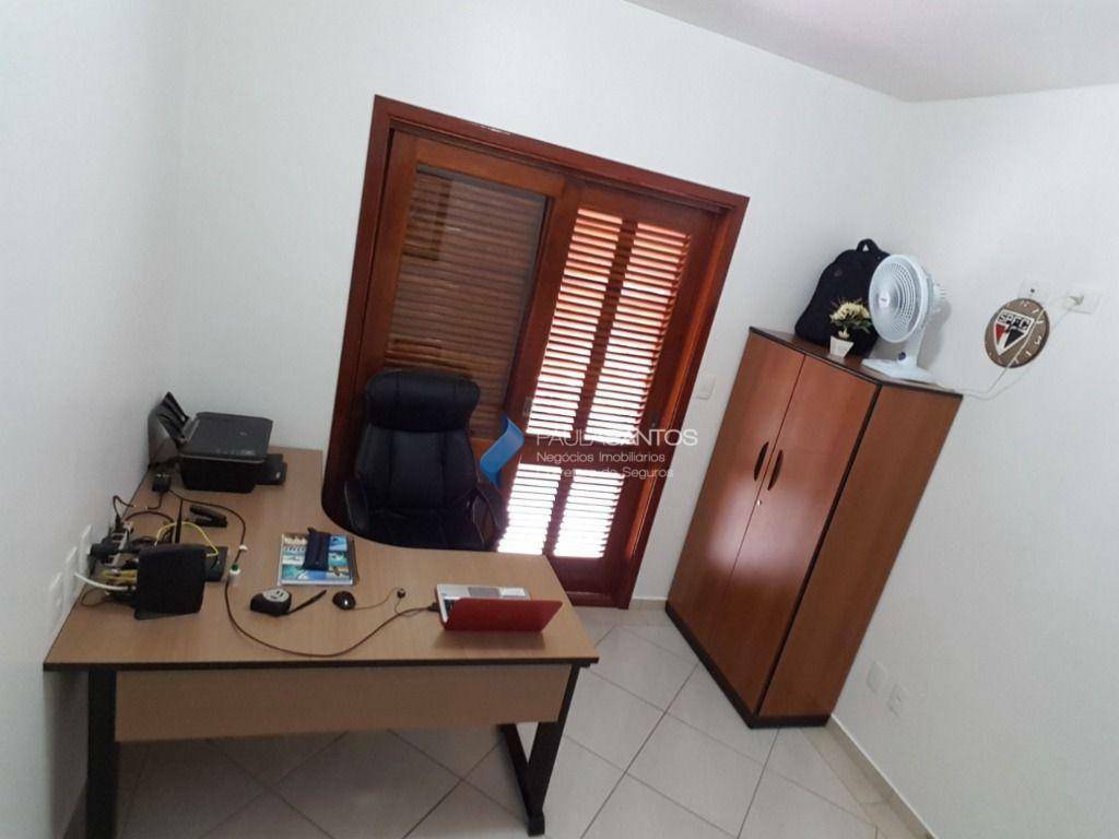 Casa à venda com 4 quartos, 238m² - Foto 13