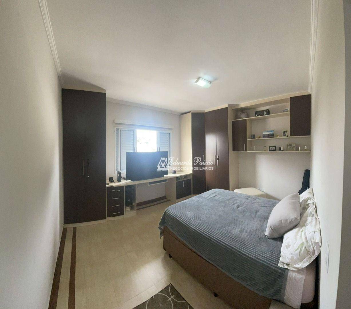 Sobrado à venda com 3 quartos, 200m² - Foto 11