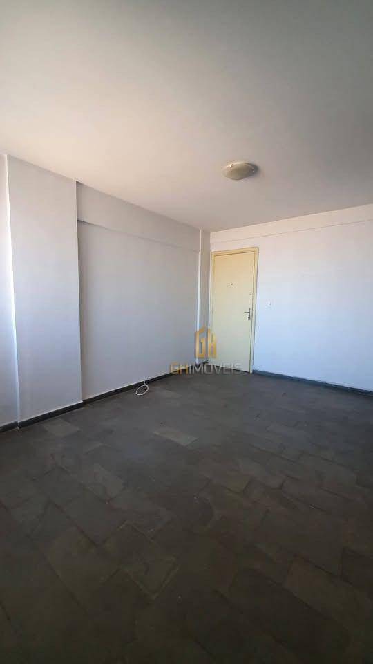Apartamento para alugar com 2 quartos, 67m² - Foto 9