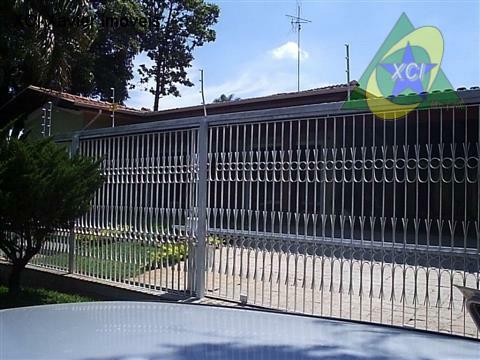 Casa para alugar com 4 quartos, 700m² - Foto 2