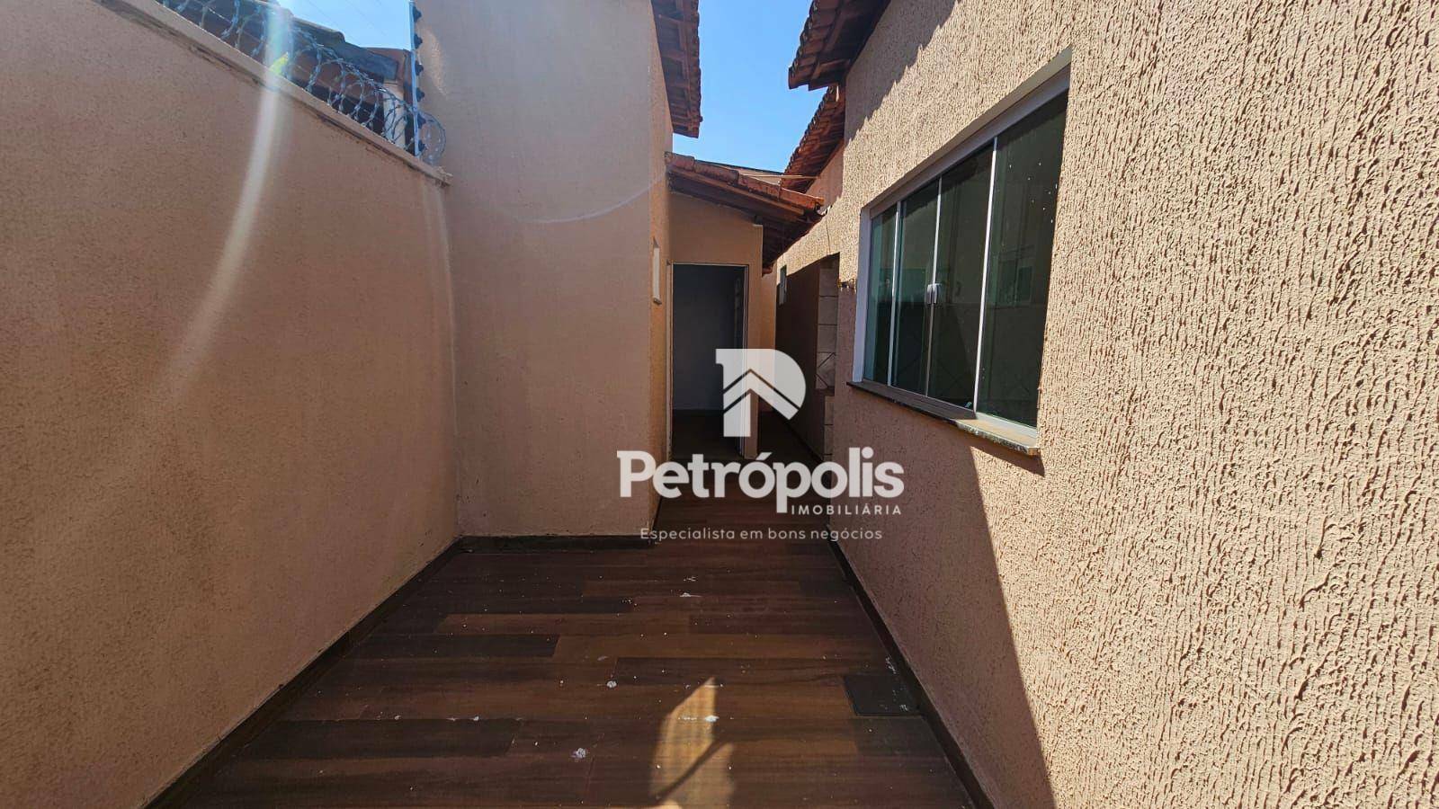 Casa à venda com 4 quartos, 310m² - Foto 19